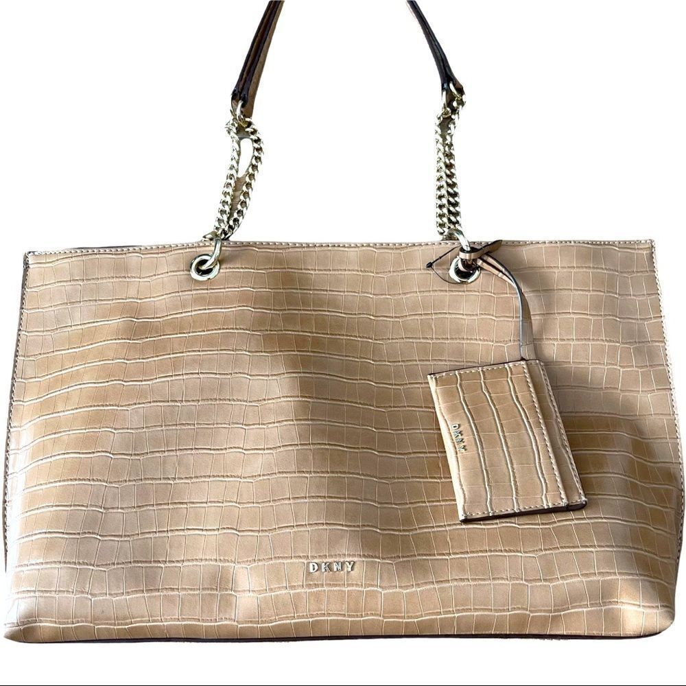 NWT DKNY Claryce Tote in Latte Bag
